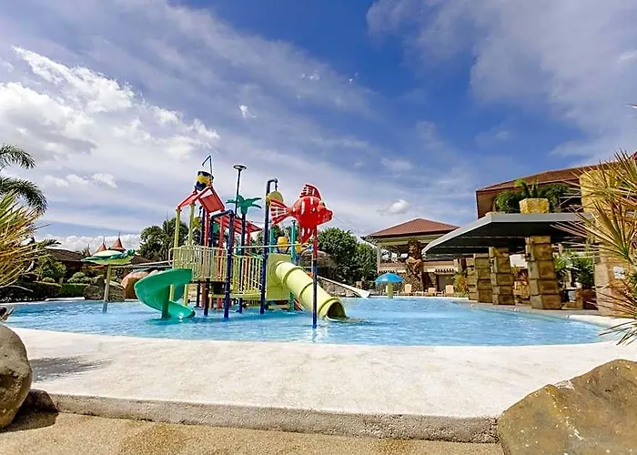 Westown Lagoon- Partywing 2* セブ市