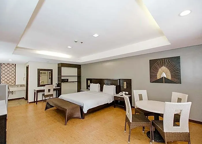 Westown Lagoon- Partywing Hotell 2*
